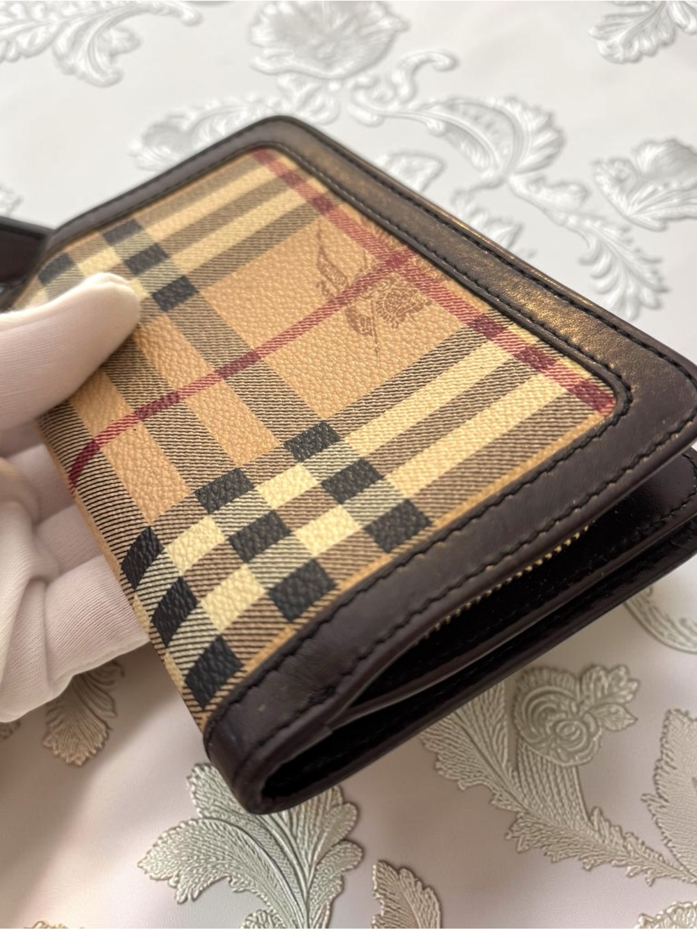 BURBERRY Haymarket Check Coated Canvas Leather Poppy Wallet - Picture 13 of 14